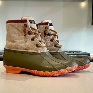 Women’s Sperry Duck Boots